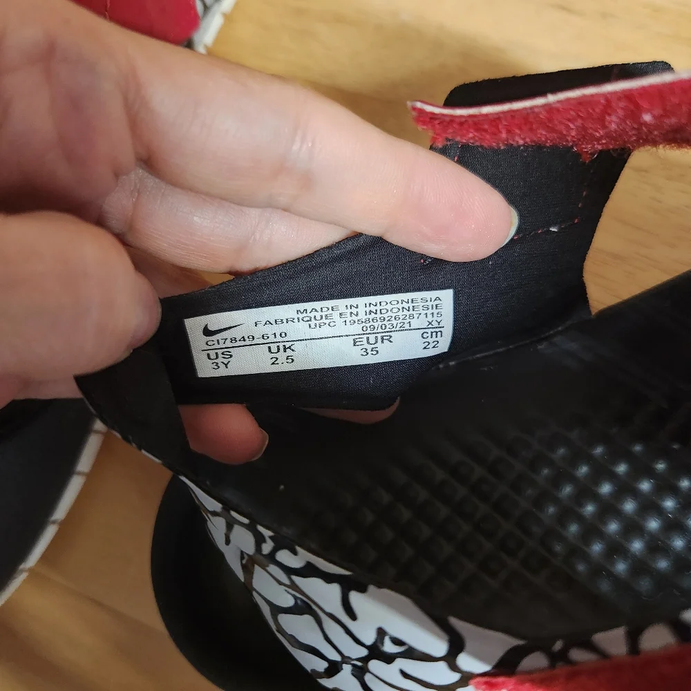 Big Kids Size 3Y Nike Jordan Sandals Flare Gym Red/ Black-white, CI7849 610